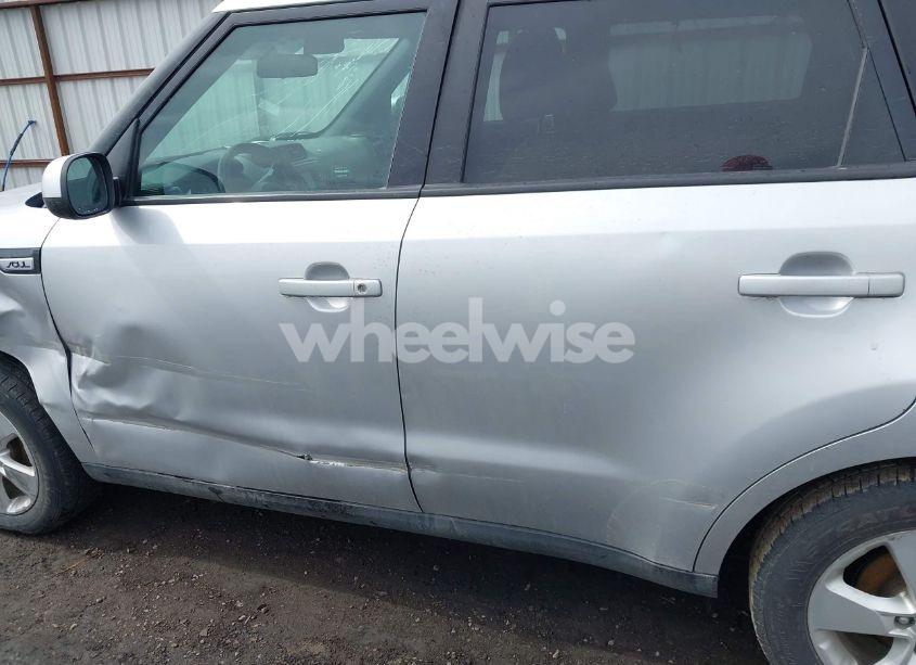 Photo 14 of 2019 Kia Soul (VIN KNDJN2A24K7676852)