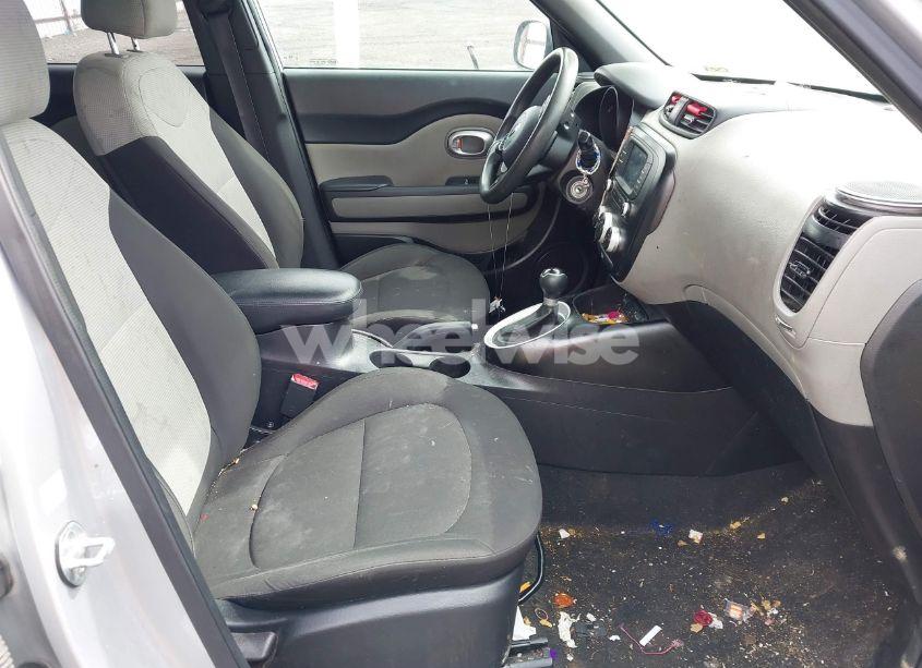 Photo 5 of 2019 Kia Soul (VIN KNDJN2A24K7676852)