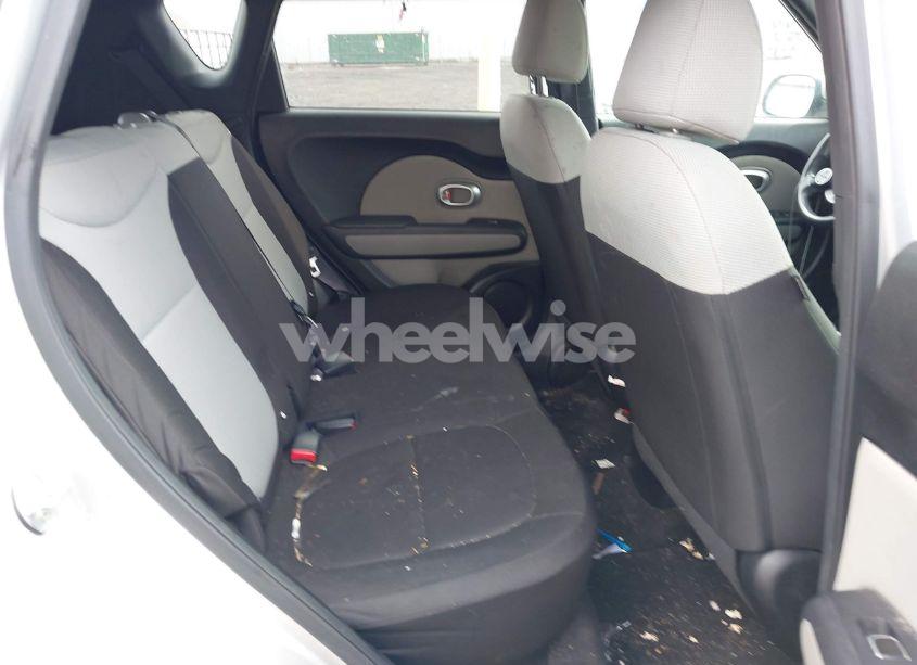 Photo 8 of 2019 Kia Soul (VIN KNDJN2A24K7676852)