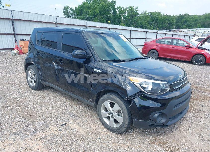 2019 Kia Soul (VIN KNDJN2A24K7921343) main photo
