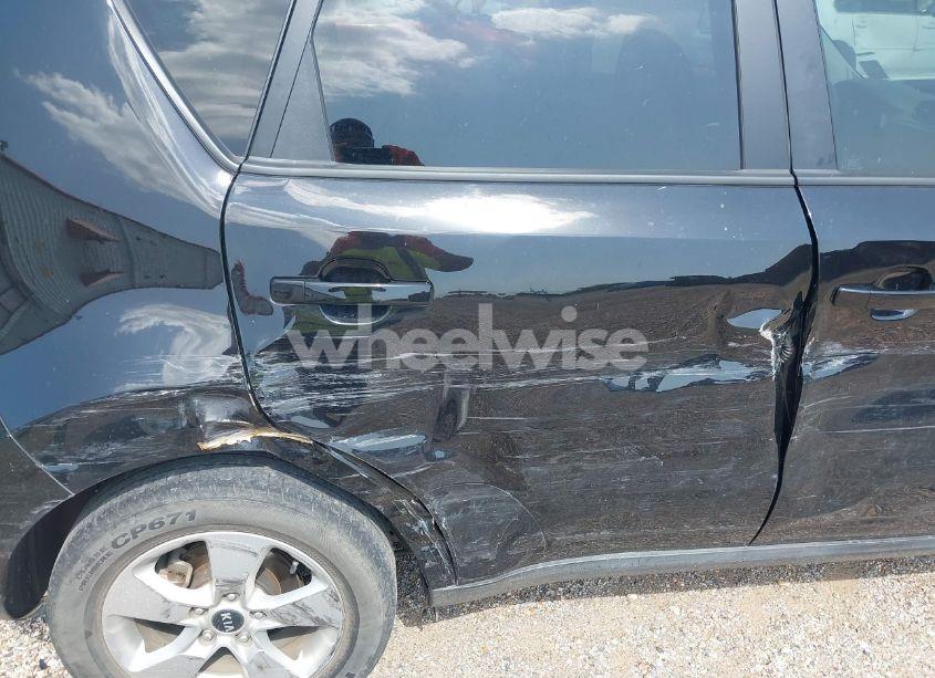 Photo 12 of 2019 Kia Soul (VIN KNDJN2A24K7921343)