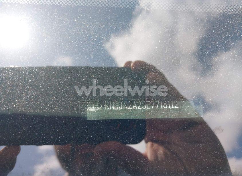 Photo 9 of 2014 Kia Soul (VIN KNDJN2A25E7718112)