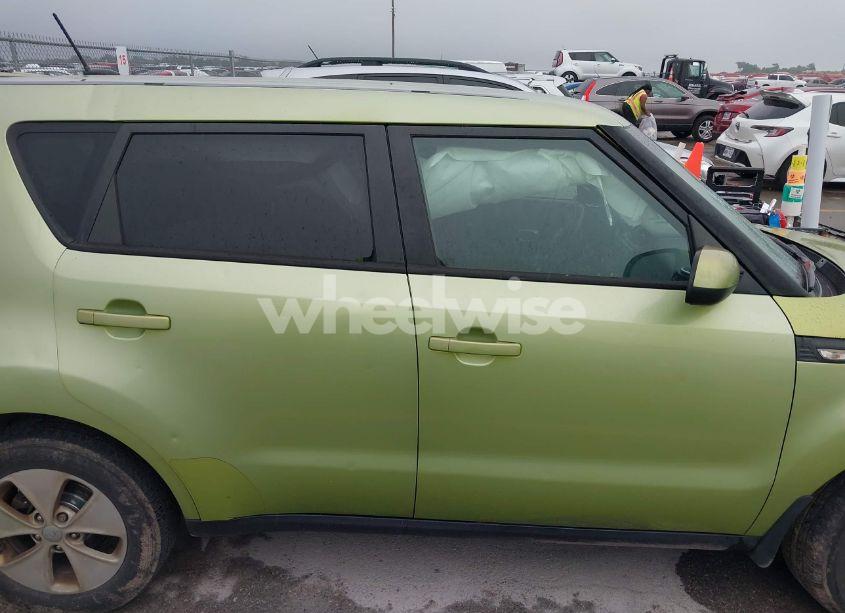 Photo 14 of 2014 Kia Soul (VIN KNDJN2A25E7733497)