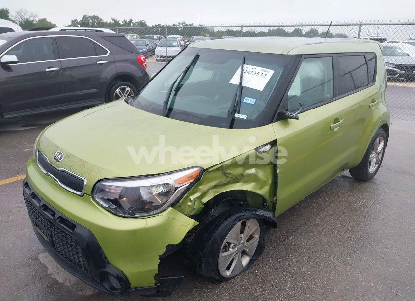 Photo 6 of 2014 Kia Soul (VIN KNDJN2A25E7733497)