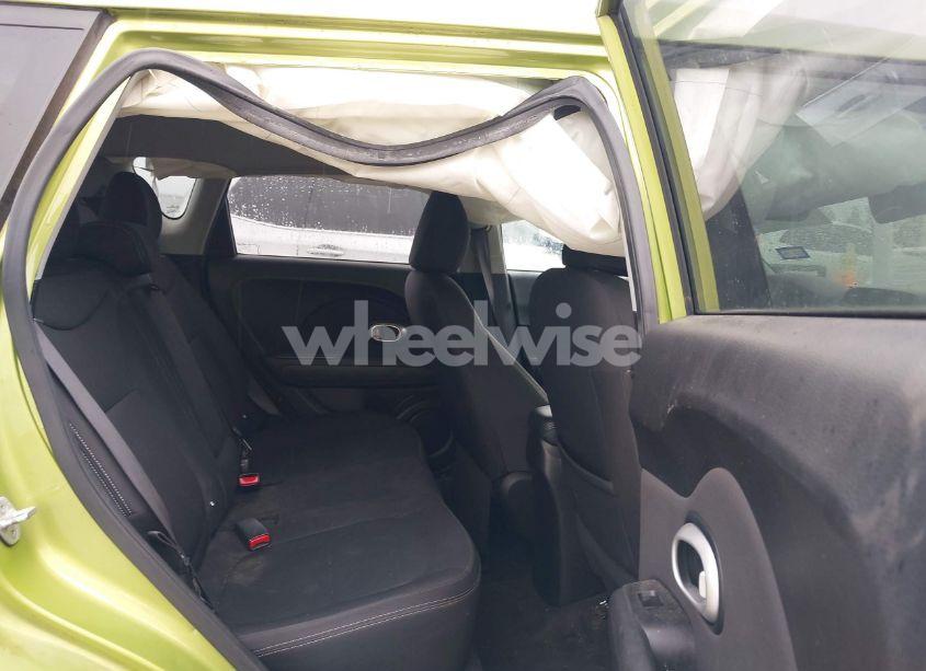 Photo 8 of 2014 Kia Soul (VIN KNDJN2A25E7733497)