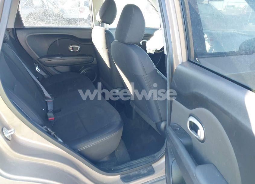 Photo 8 of 2015 Kia Soul (VIN KNDJN2A25F7147335)