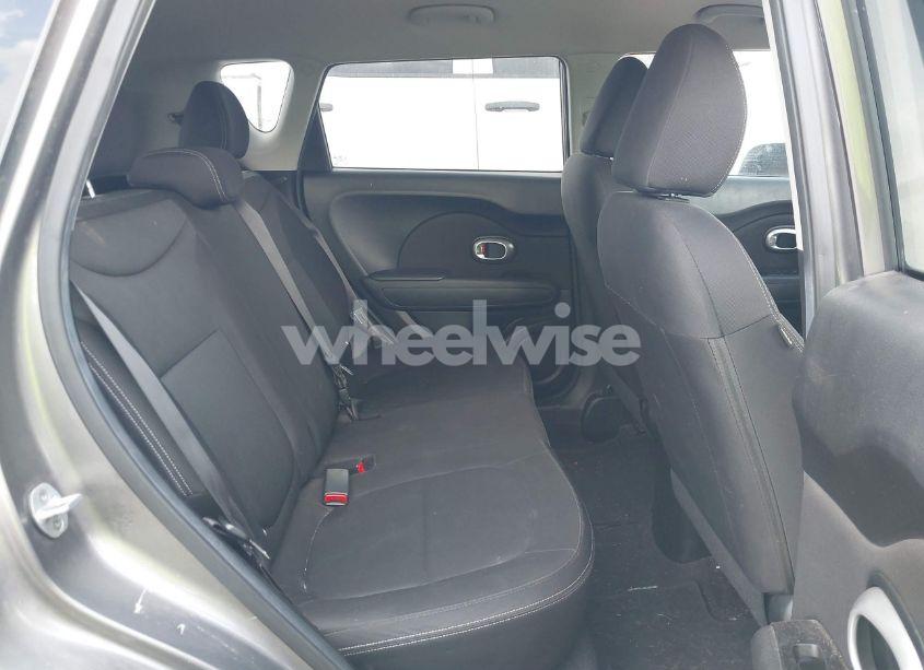 Photo 8 of 2015 Kia Soul (VIN KNDJN2A25F7174874)