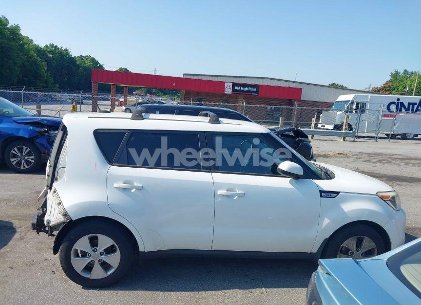 Photo 13 of 2015 Kia Soul (VIN KNDJN2A25F7176558)