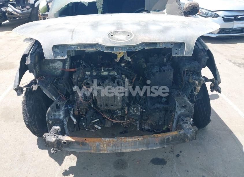 Photo 10 of 2015 Kia Soul (VIN KNDJN2A25F7776125)