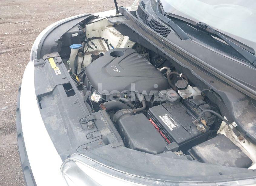 Photo 6 of 2015 Kia Soul (VIN KNDJN2A25F7802366)