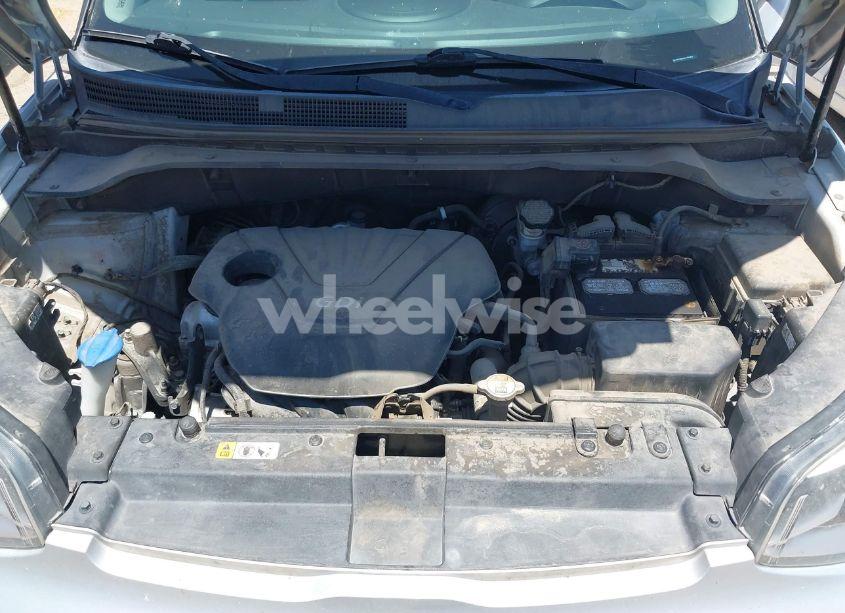 Photo 10 of 2015 Kia Soul (VIN KNDJN2A25F7804909)