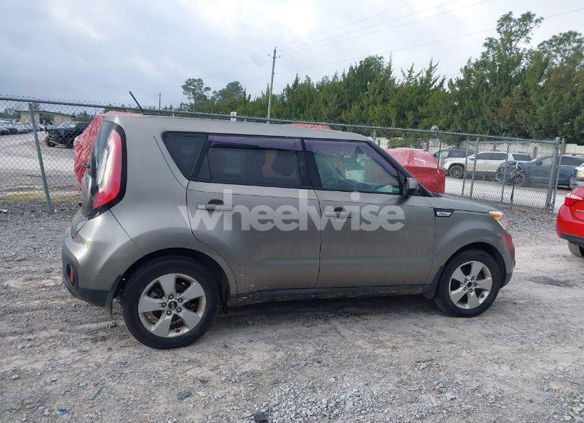 Photo 13 of 2017 Kia Soul (VIN KNDJN2A25H7445161)