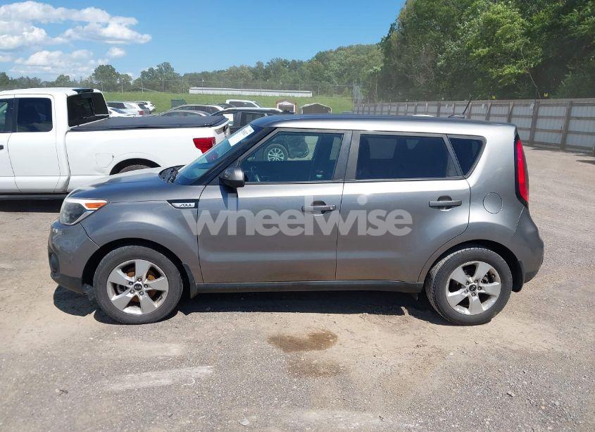 Photo 14 of 2017 Kia Soul (VIN KNDJN2A25H7450683)