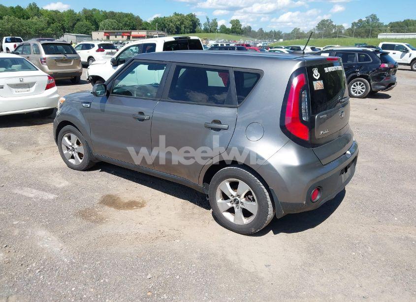 Photo 3 of 2017 Kia Soul (VIN KNDJN2A25H7450683)