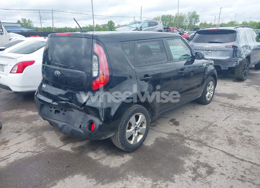 Photo 4 of 2018 Kia Soul (VIN KNDJN2A25J7581425)