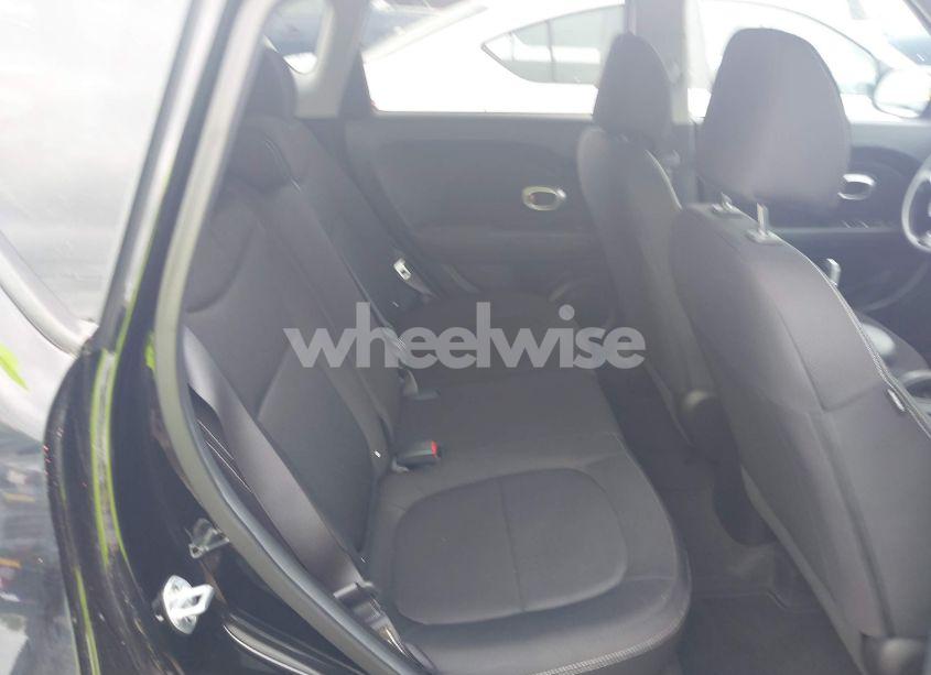 Photo 8 of 2018 Kia Soul (VIN KNDJN2A25J7581425)