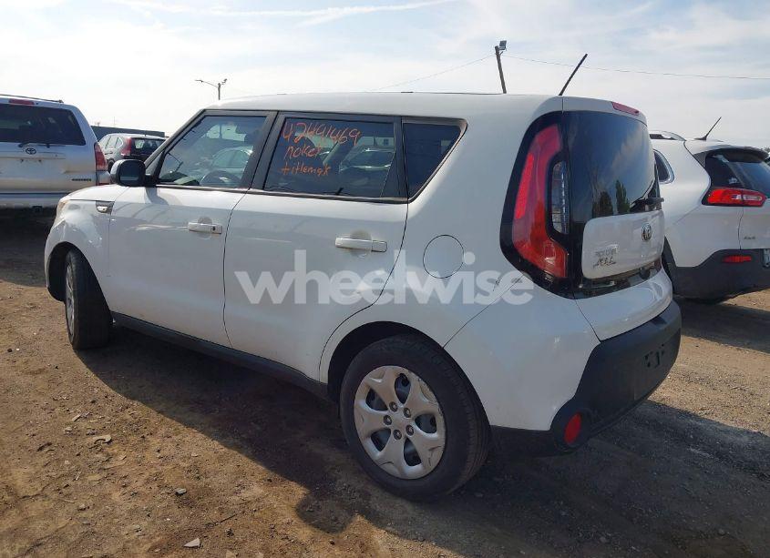 Photo 3 of 2014 Kia Soul (VIN KNDJN2A26E7001511)