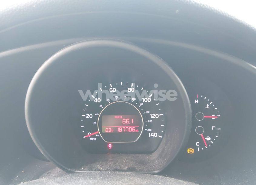 Photo 7 of 2014 Kia Soul (VIN KNDJN2A26E7001511)