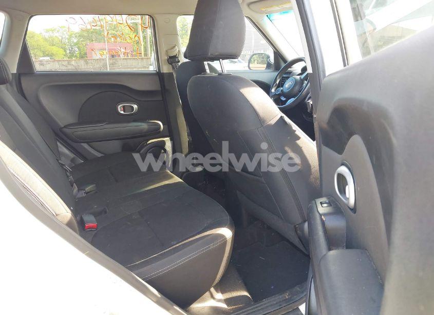 Photo 8 of 2014 Kia Soul (VIN KNDJN2A26E7001511)