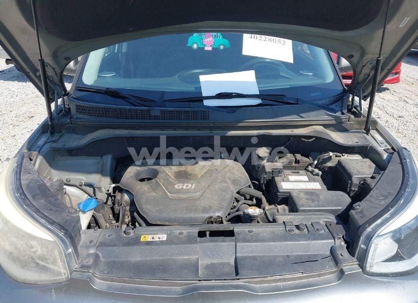 Photo 10 of 2014 Kia Soul N/A (VIN KNDJN2A26E7015490)
