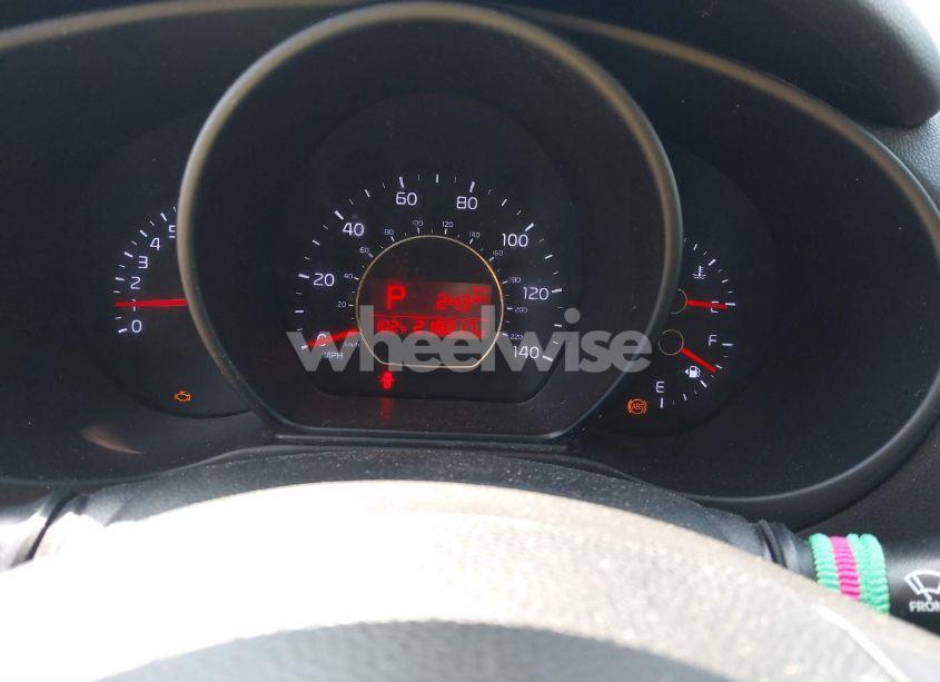 Photo 15 of 2014 Kia Soul N/A (VIN KNDJN2A26E7015490)