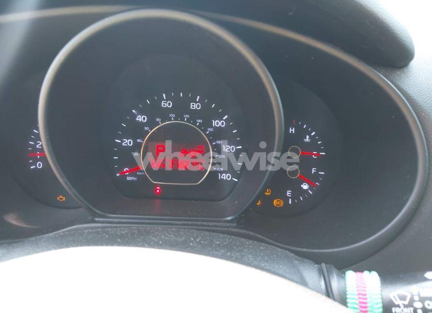 Photo 7 of 2014 Kia Soul N/A (VIN KNDJN2A26E7015490)
