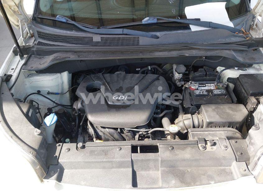 Photo 10 of 2014 Kia Soul (VIN KNDJN2A26E7716501)