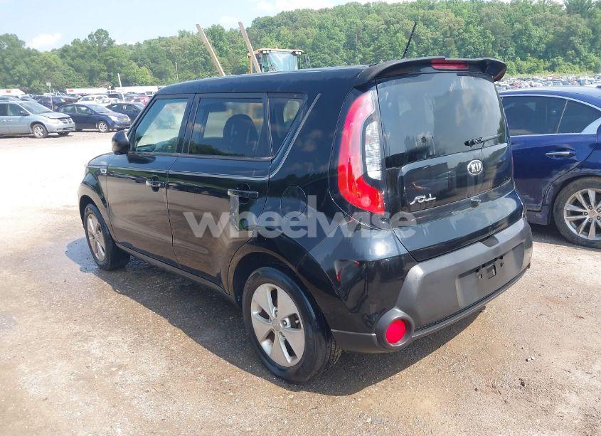 Photo 3 of 2015 Kia Soul (VIN KNDJN2A26F7131208)