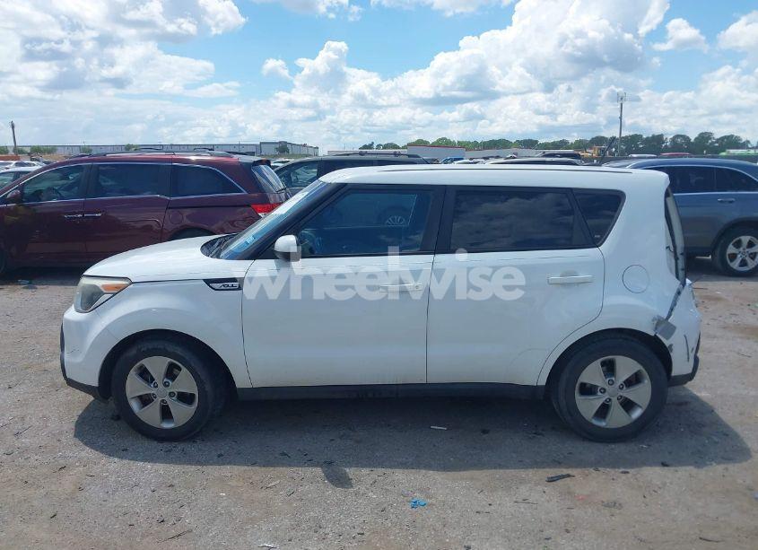 Photo 15 of 2015 Kia Soul (VIN KNDJN2A26F7132830)