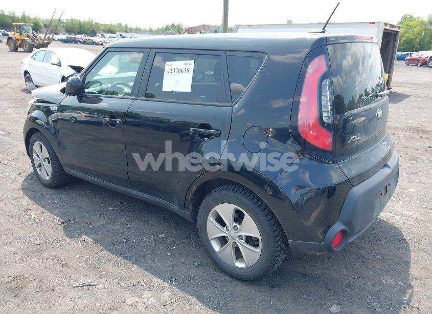 Photo 3 of 2015 Kia Soul (VIN KNDJN2A26F7212967)