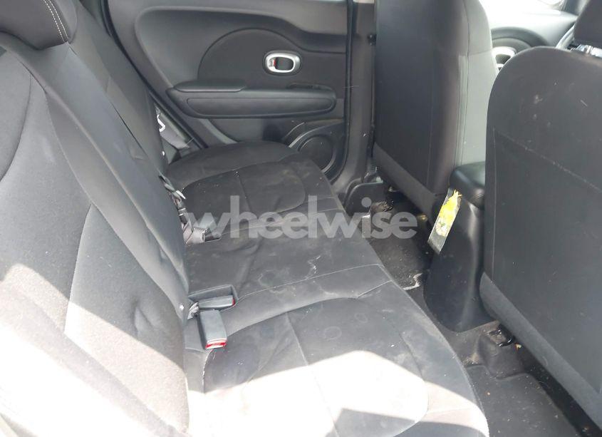 Photo 8 of 2015 Kia Soul (VIN KNDJN2A26F7212967)