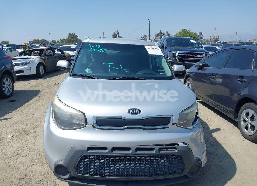 Photo 12 of 2015 Kia Soul (VIN KNDJN2A26F7778885)