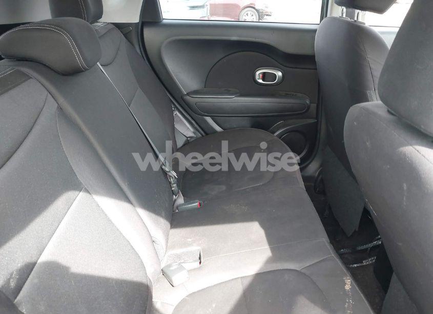 Photo 8 of 2016 Kia Soul (VIN KNDJN2A26G7284737)