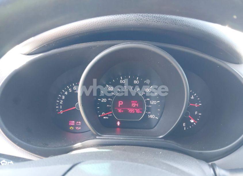 Photo 7 of 2016 Kia Soul (VIN KNDJN2A26G7375927)