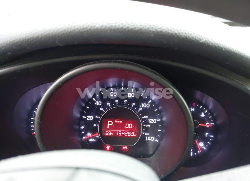 Photo 7 of 2016 Kia Soul (VIN KNDJN2A26G7853862)