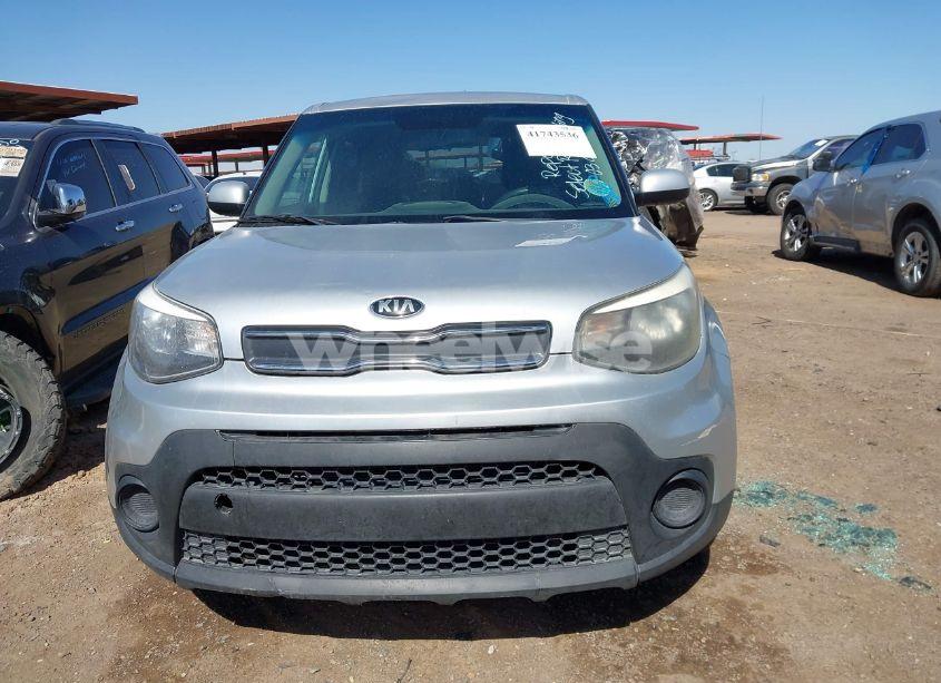 Photo 12 of 2017 Kia Soul (VIN KNDJN2A26H7502421)