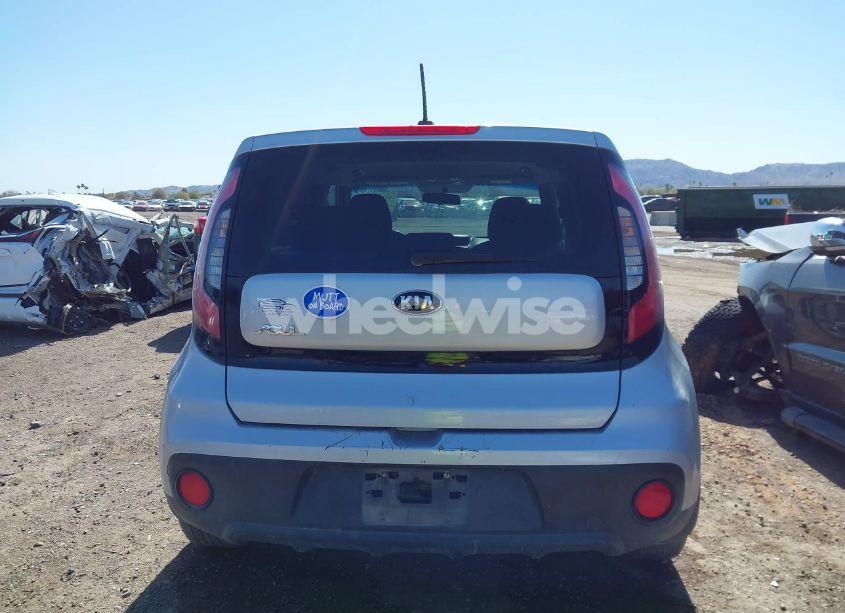 Photo 16 of 2017 Kia Soul (VIN KNDJN2A26H7502421)