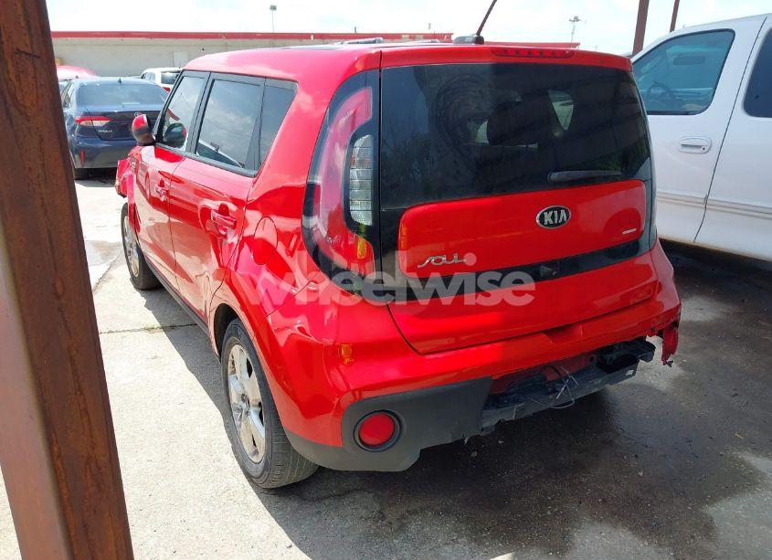 Photo 3 of 2019 Kia Soul (VIN KNDJN2A26K7005750)