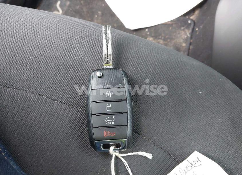 Photo 11 of 2019 Kia Soul (VIN KNDJN2A26K7661561)