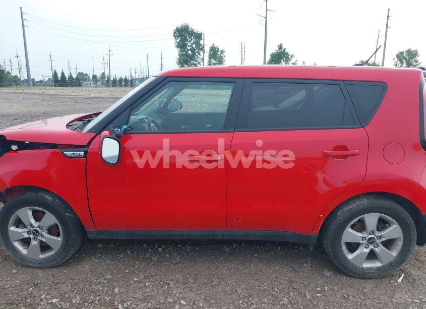 Photo 15 of 2019 Kia Soul (VIN KNDJN2A26K7661561)