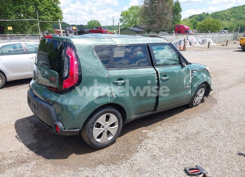 Photo 4 of 2014 Kia Soul N/A (VIN KNDJN2A27E7020066)