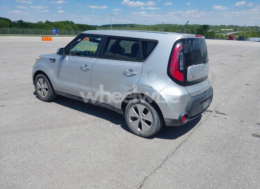 Photo 3 of 2014 Kia Soul (VIN KNDJN2A27E7701568)