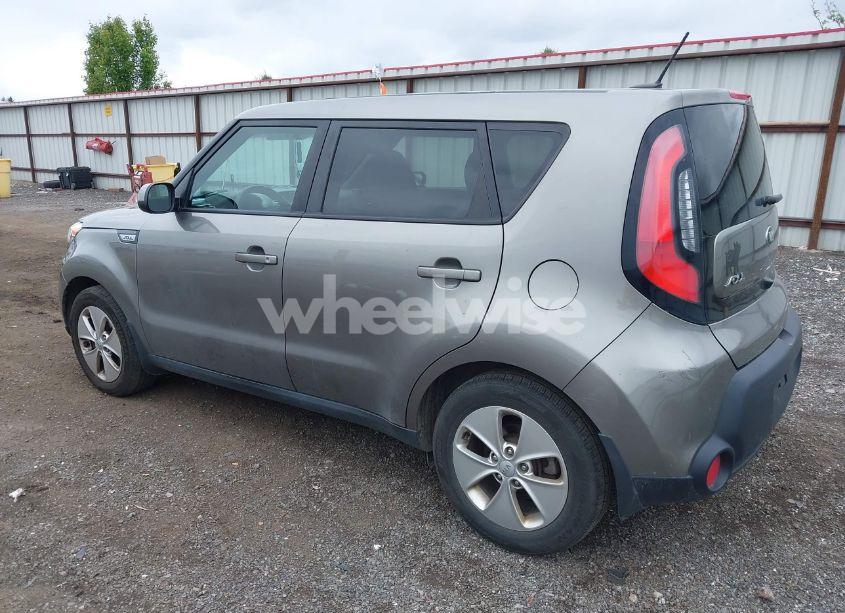 Photo 3 of 2015 Kia Soul (VIN KNDJN2A27F7188050)