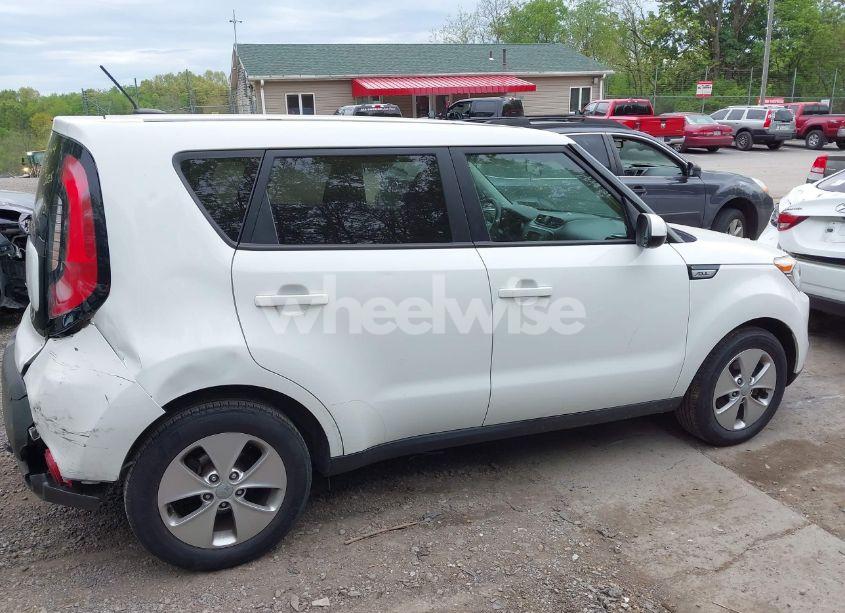 Photo 13 of 2015 Kia Soul (VIN KNDJN2A27F7213044)