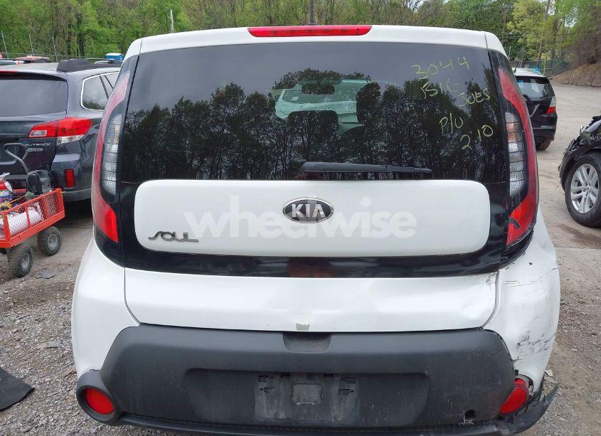 Photo 16 of 2015 Kia Soul (VIN KNDJN2A27F7213044)