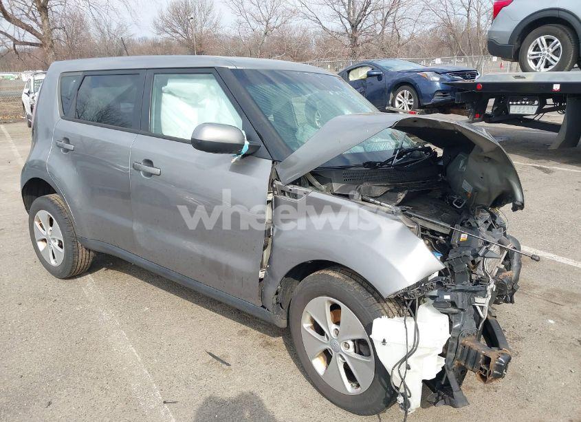 Photo 12 of 2015 Kia Soul (VIN KNDJN2A27F7228823)