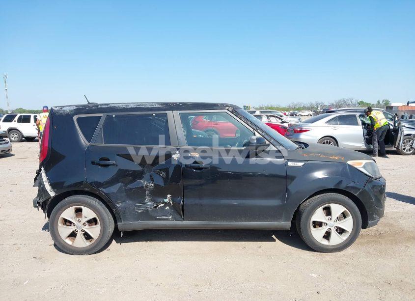 Photo 13 of 2016 Kia Soul (VIN KNDJN2A27G7298758)