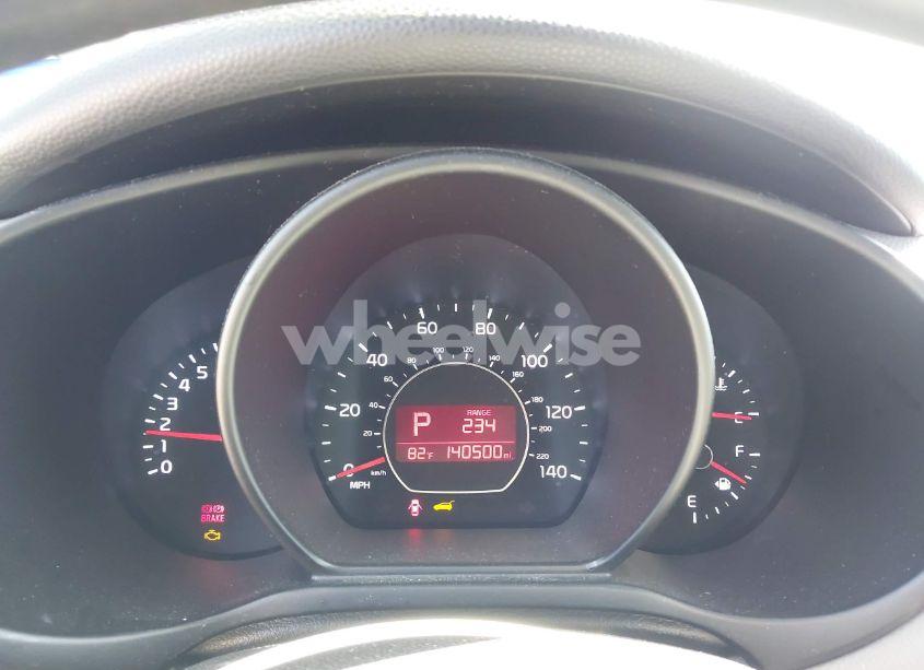 Photo 7 of 2016 Kia Soul (VIN KNDJN2A27G7298758)