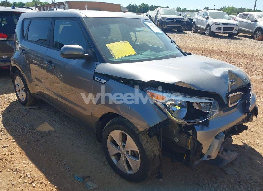 2016 Kia Soul (VIN KNDJN2A27G7389593) main photo