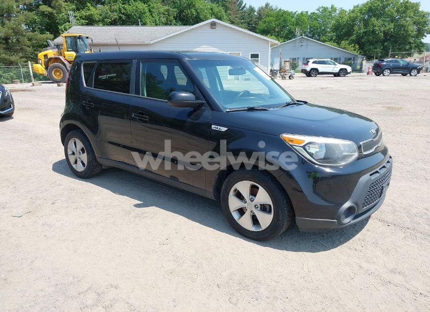 2016 Kia Soul (VIN KNDJN2A27G7838917) main photo